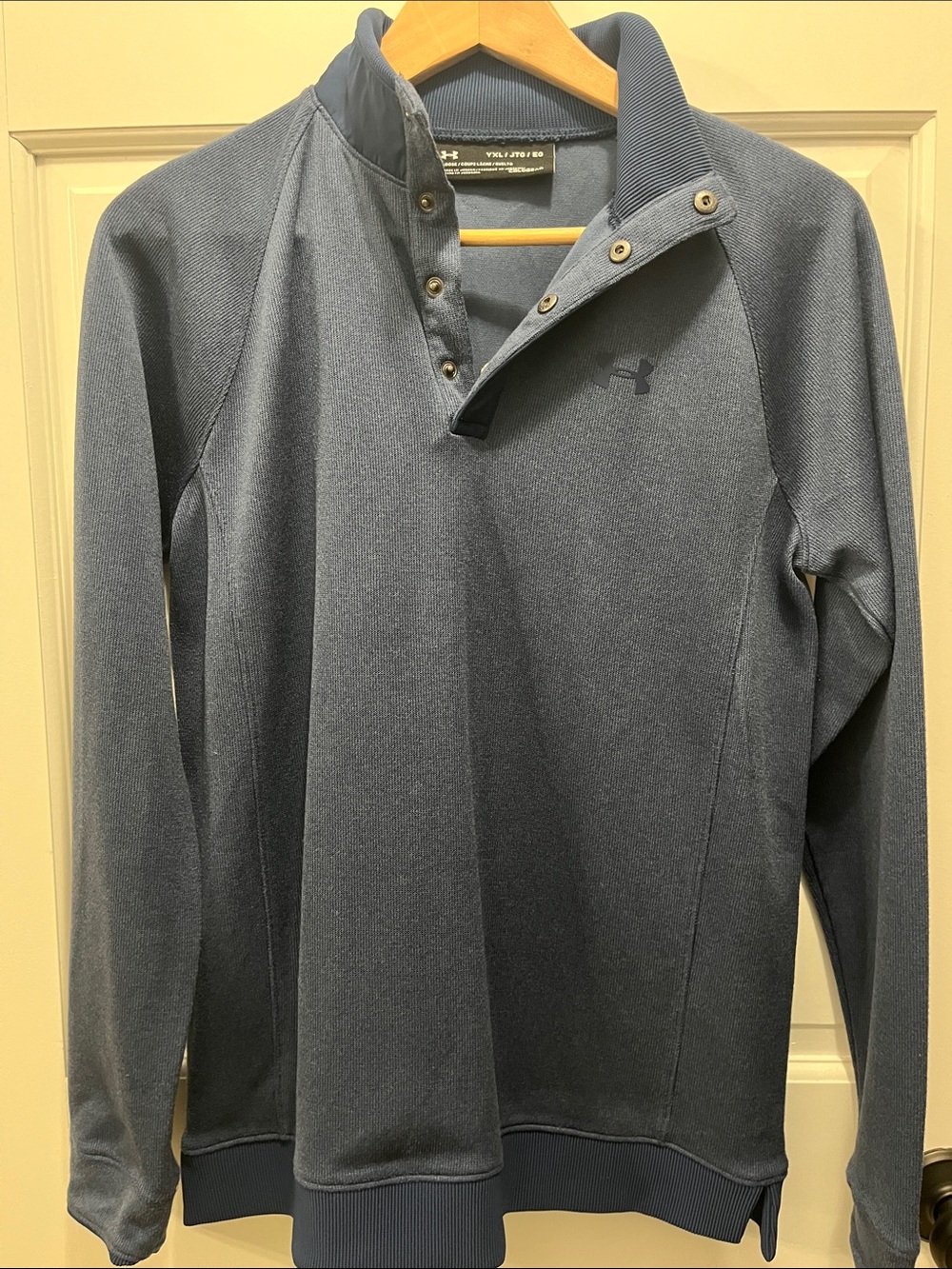 Under Armour Boys Slate Blue Quarter-Snap Pullover size XL
